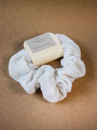 hair tie scrunchie