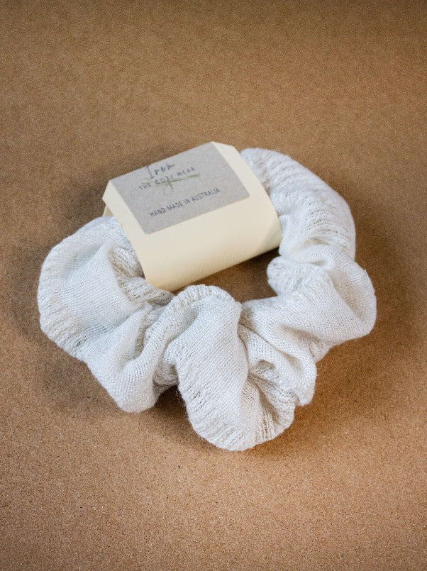 hair tie scrunchie